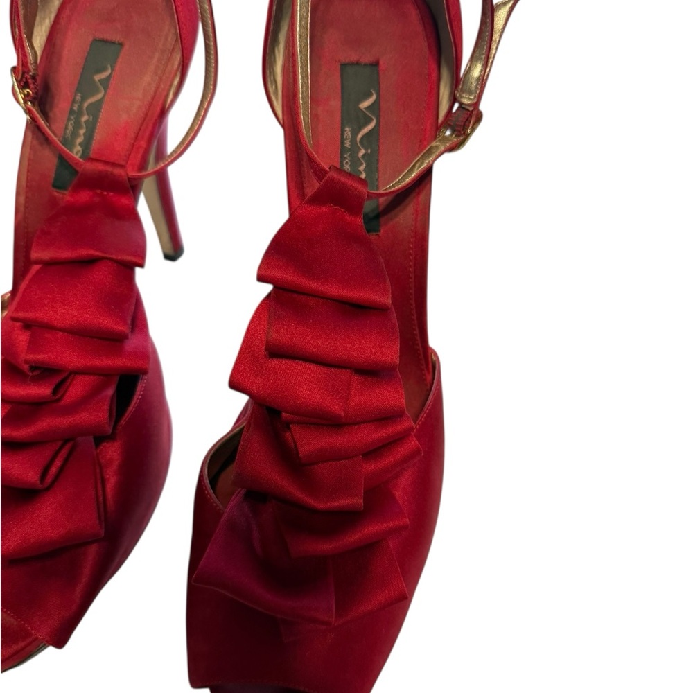 Nina New York Red Satin Ruffle Peep Toe D'Orsay Heels Pumps Size 10M Holiday - Picture 4 of 11